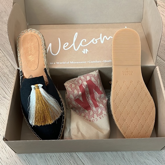 Last chance - New Silvia Cobos Flat Mules - black with white and gold tassels - Picture 10 of 12